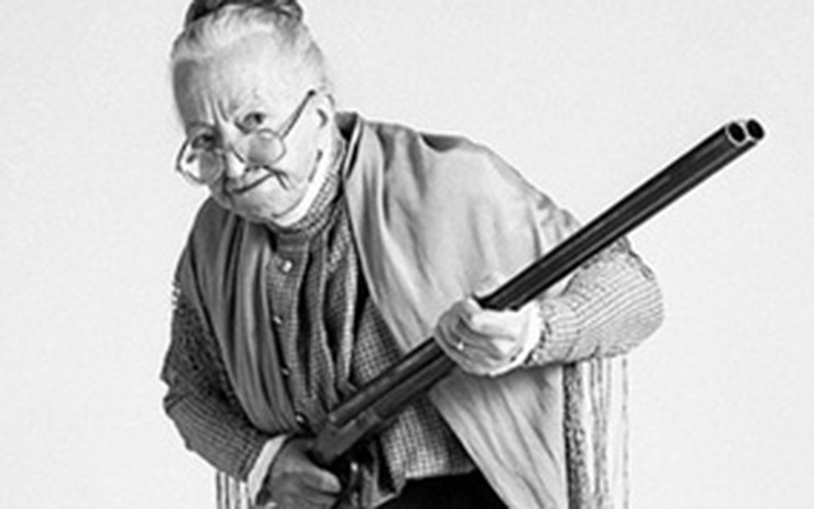 Có Người Bắn Hộ