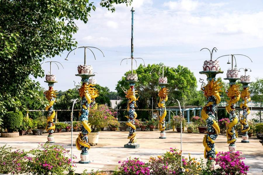 Đạo Dừa và những giai thoại